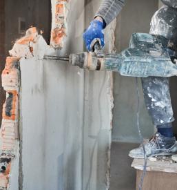 Ugodno rušenje objektov Podravska