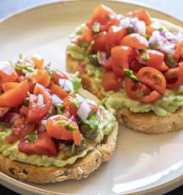 Dobra kosila Koper, Obala