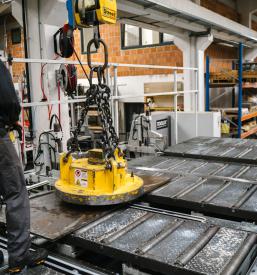 Obdelava specialnih jekel Kranj, Gorenjska, Slovenija