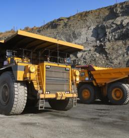 Transport razsutega materiala Slovenj Gradec