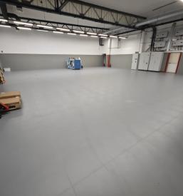 Wholesale of floor tiling Italy