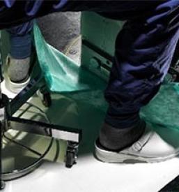 Kvalitetna zaščitna pregrinjala za pregledne postelje Slovenija