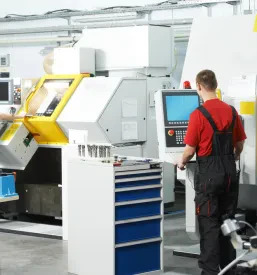 Svetovanje pri programiranju CNC obdelovalnih centrov