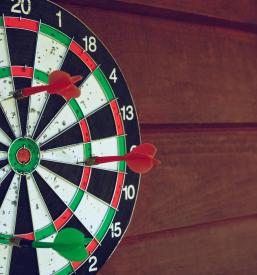 Igranje pikada v Trbovljah