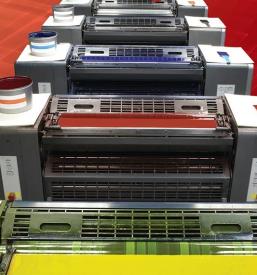 Kvaliteten digitalni offset tisk Gorenjska