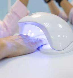 Geliranje nohtov Dobrna