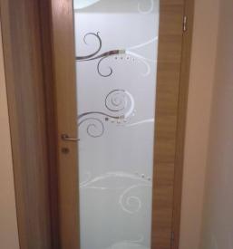 Izdelava lesenih notranjih vrat po naročilu