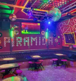 Najem lokala za zaključene družbe