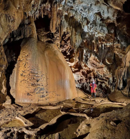 Einzigartiger Besuch der Planina Höhle mit einem Boot Slowenien
