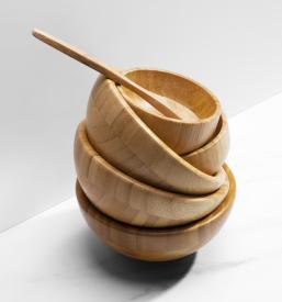 Ročno izdelani uporabni leseni izdelki Slovenija