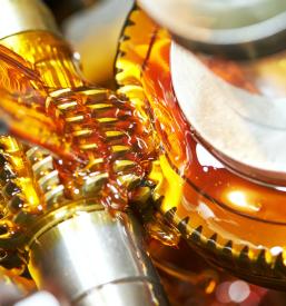 Prodaja maziv za vozila in industrijo na debelo