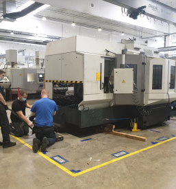 Industrial machine moves Slovenia and Europe