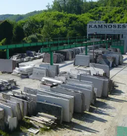 Kvalitetna izdelava nagrobnih spomenikov Nova Gorica
