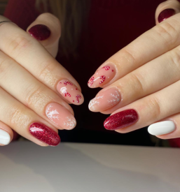 Urejanje nohtov v kozmetičnem salonu Ljubljana