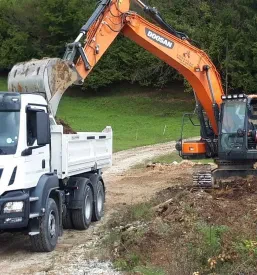 Gradnja večstanovanjskih hiš Notranjska