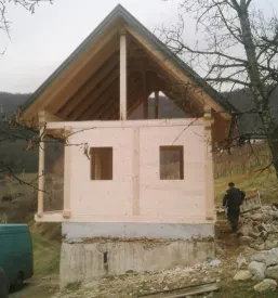 Ugodno postavljanje lesenih objektov Slovenija