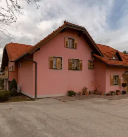 Ugoden kmečki turizem s prenočišči Maribor
