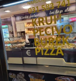 Svež burek iz pekarne Maribor