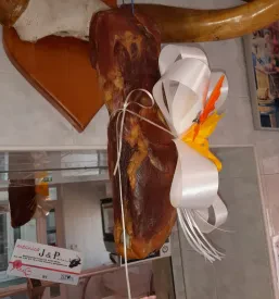 Suhomesnati izdelki Pivka