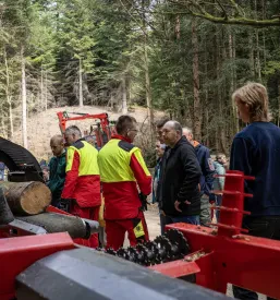 Proizvodnja in veleprodaja gozdarskih in kmetijskih strojev Slovenija