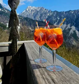 Planinska koča odprta ob nedeljah na Ljubelju