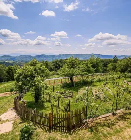 Sobe na turistični kmetiji Sevnica