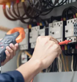 Dobro založena trgovina z elektro materialom Slovenija