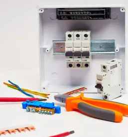 Montaža elektroinštalacij v Osrednji Sloveniji