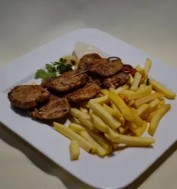 Domača kuhinja Tišina