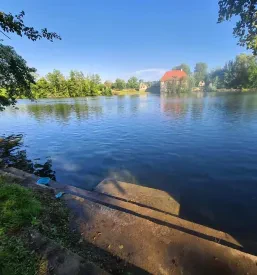 River camping grounds