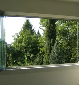 Zastekljen balkon