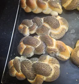 Dvonadstropne torte za rojstni dan