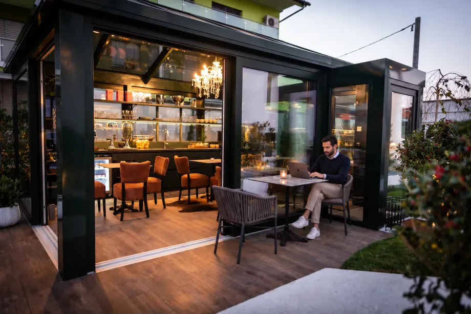 Najem stanovanja ali Airbnb? Zakaj za poslovni obisk Ljubljane izbrati Resort Beatrice